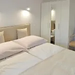 Апартаменты D013 Polanki Aqua *