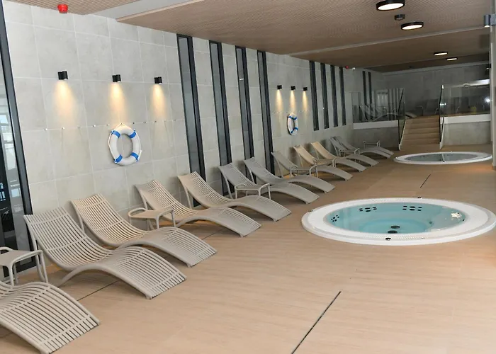 D013 Polanki Aqua 公寓