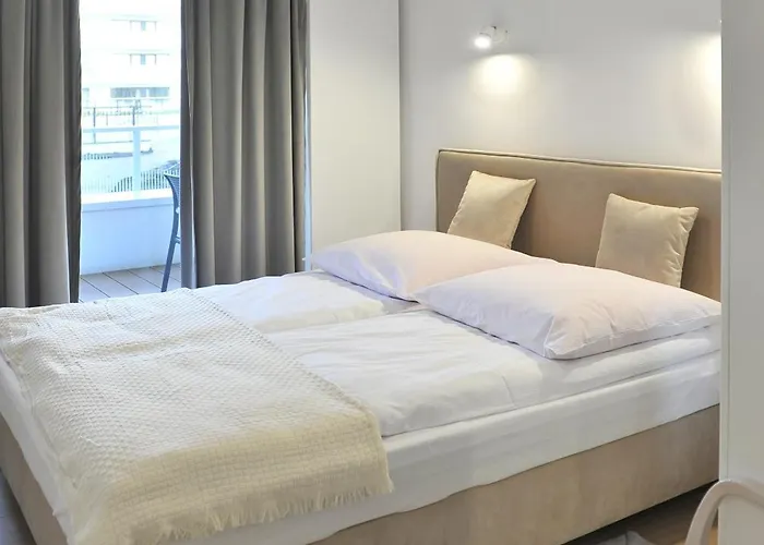 D013 Polanki Aqua 公寓